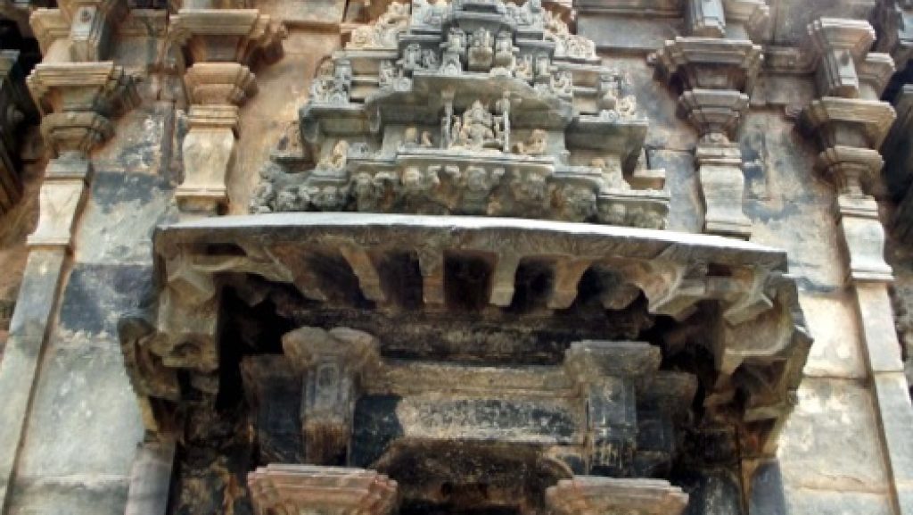  Shri Amruteshwara Temple Navalgund