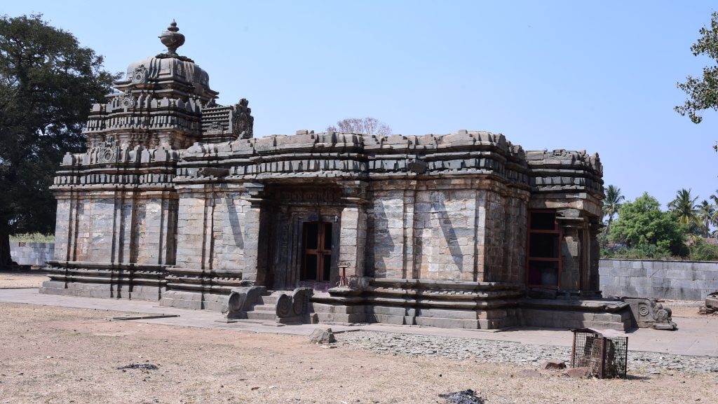 Shambulingeshwara Temple Kundgol