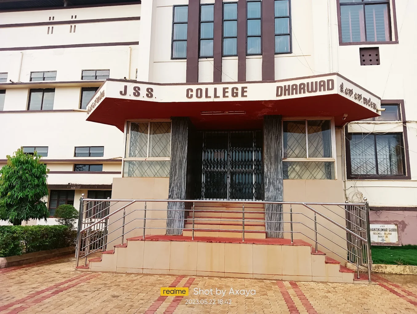 J S S Shri Manjunatheshwara Institute Of UG. & PG. Studies